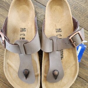 Birkenstock Medina Tan Sandals